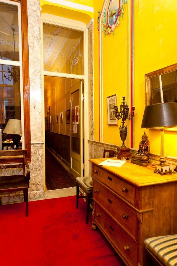 Classy Room 17Th C Canalhouse Amszterdam Kültér fotó